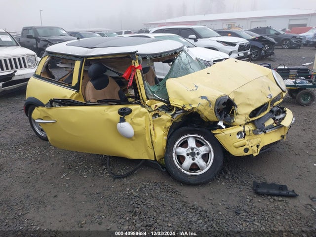 2004 MINI COOPER WMWRC33414TC48678 Photo 0