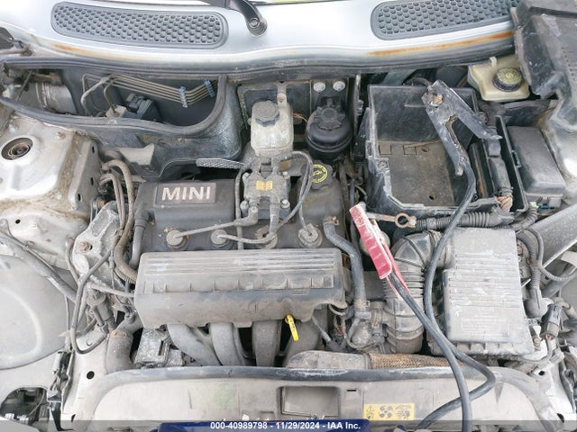 2005 MINI COOPER WMWRF33595TG12704 Photo 9