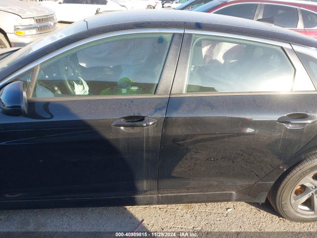 5XXG14J23NG150631 KIA K5 LXS