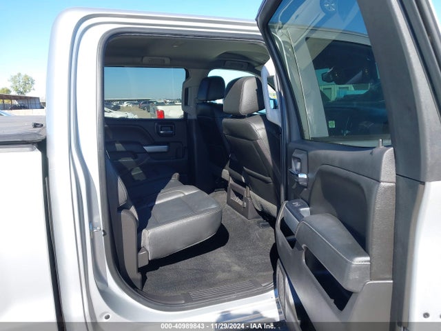 3GCUKREC2JG394519 Chevrolet Silverado 1500 2lt