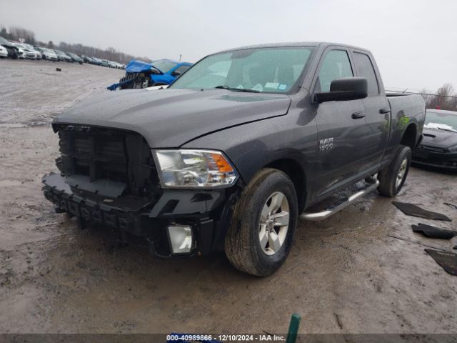 1C6RR7FG9HS702707 RAM 1500 Express  4x4 6'4 Box