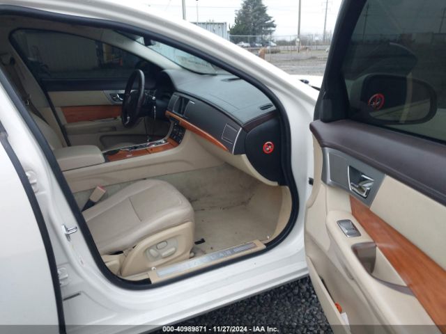 2009 JAGUAR XF SAJWA05B19HR10015 Photo 4