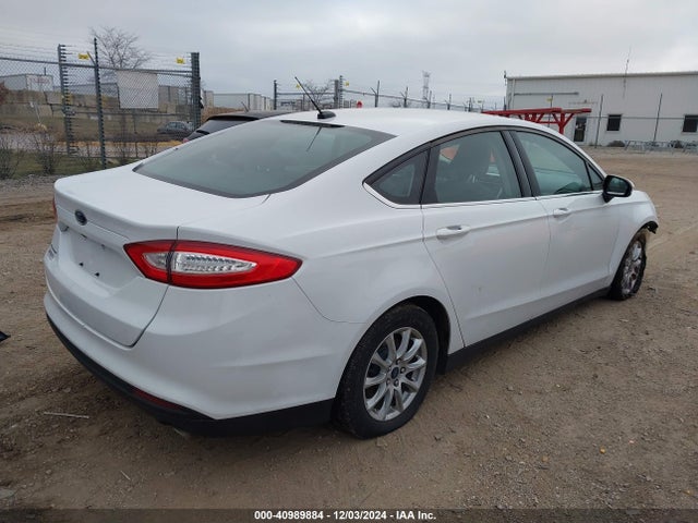 Ford FUSION S 2016 3FA6P0G76GR387887 Image 4