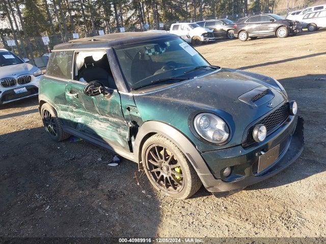 2010 MINI COOPER S WMWMF7C55ATX42147 Photo 0