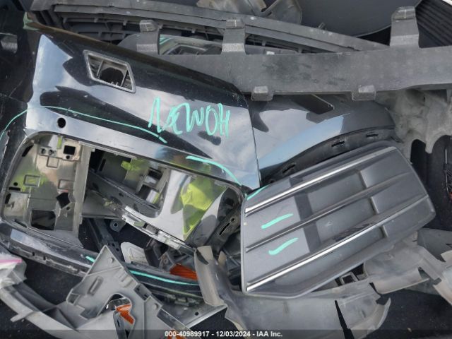 WA1BNAFY4J2207116 Audi Q5 2.0t Premium/2.0t Tech Premium