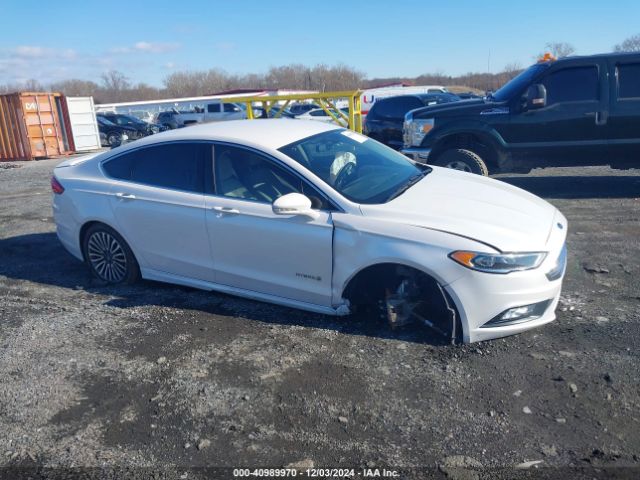 3FA6P0RUXHR384012 Ford Fusion Hybrid Titanium