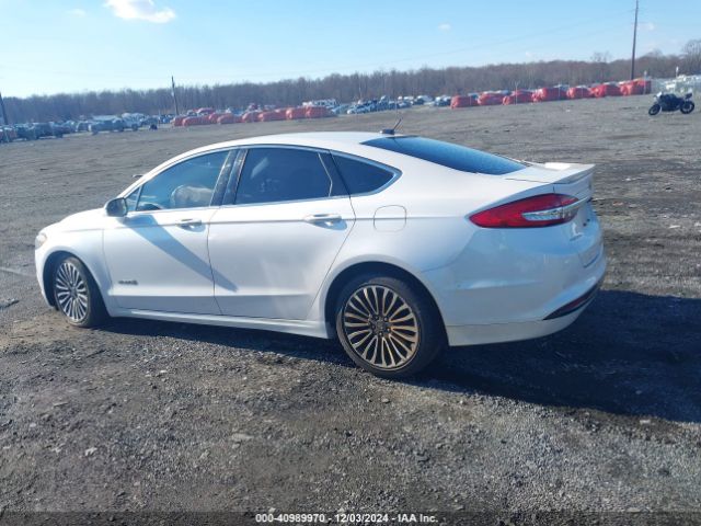 3FA6P0RUXHR384012 Ford Fusion Hybrid Titanium