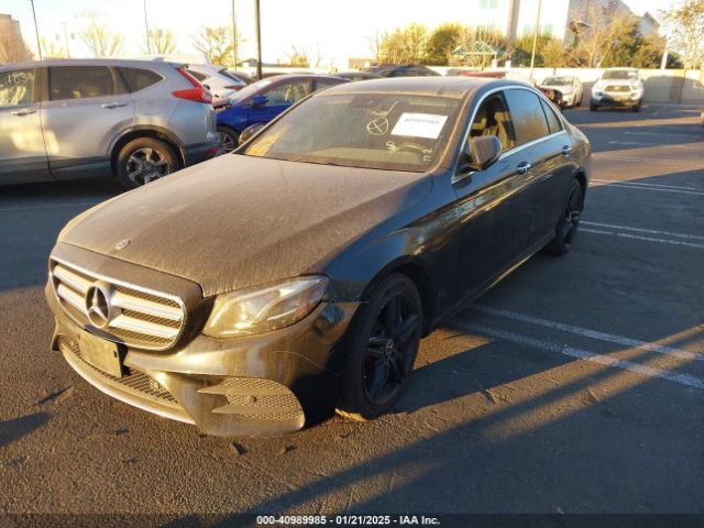 WDDZF4JBXJA321820 Mercedes-Benz E 300