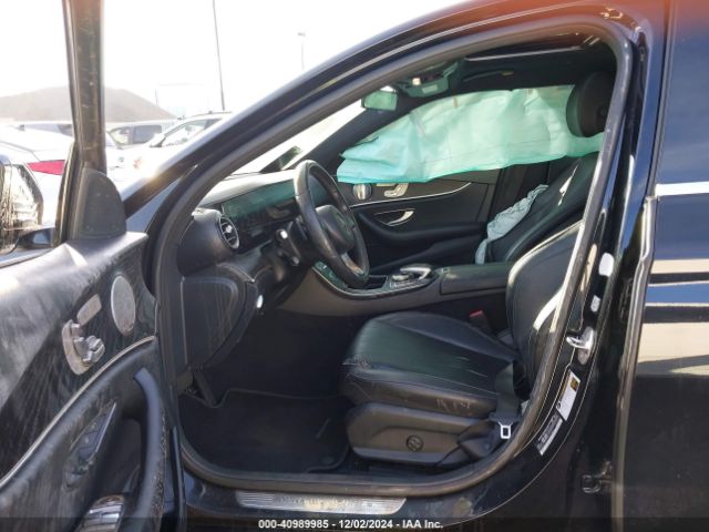 WDDZF4JBXJA321820 Mercedes-Benz E 300