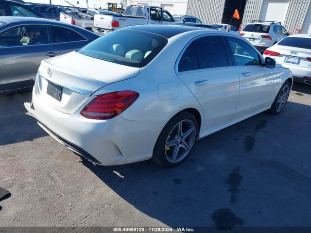 55SWF4KB0FU058634 Mercedes-Benz C 300 4matic/luxury 4matic/sport 4matic