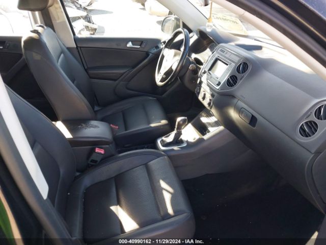 WVGAV7AX0GW578869 Volkswagen TIGUAN S