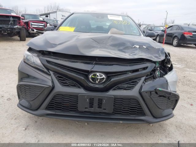 4T1G11BK6NU071361 Toyota Camry Se Awd