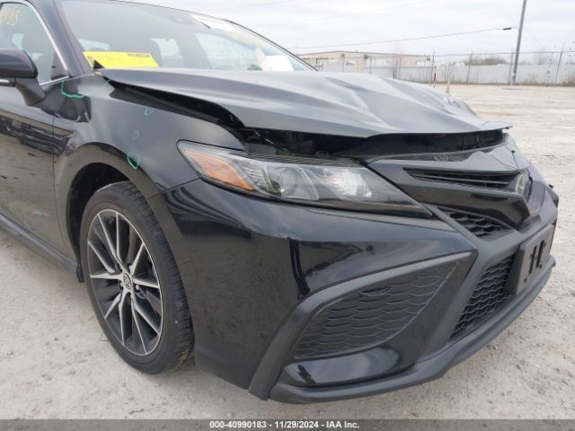 4T1G11BK6NU071361 Toyota Camry Se Awd
