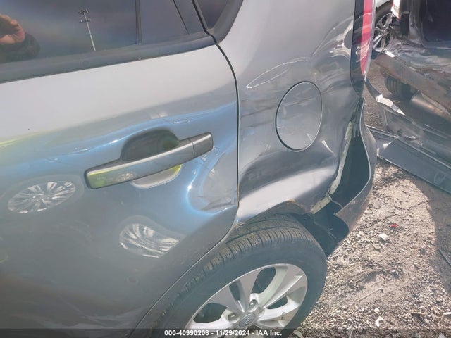 KIA SOUL + 2014 KNDJP3A52E7016596 Image 6