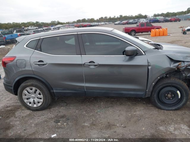 JN1BJ1CP9JW151134 Nissan Rogue Sport S