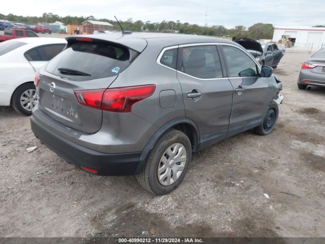 JN1BJ1CP9JW151134 Nissan Rogue Sport S