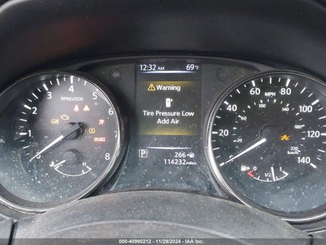 JN1BJ1CP9JW151134 Nissan Rogue Sport S