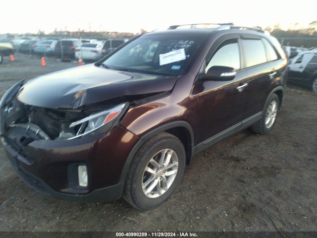 KIA Sorento Lx V6 2014 5XYKT4A75EG532686 Image 2