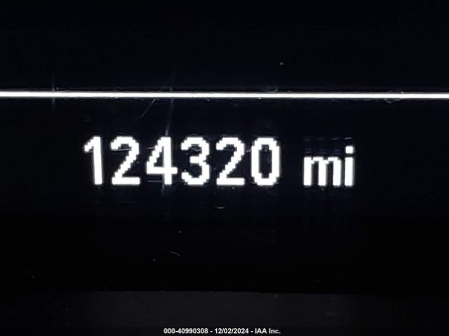 2GNAXKEX7J6192518 Chevrolet EQUINOX LT