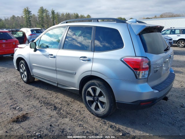 JF2SJAGC3JH606943 Subaru Forester 2.5i Premium