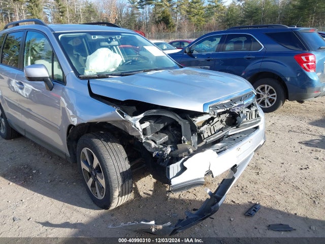 JF2SJAGC3JH606943 Subaru Forester 2.5i Premium