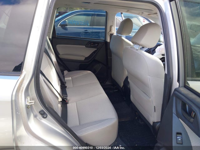 JF2SJAGC3JH606943 Subaru Forester 2.5i Premium