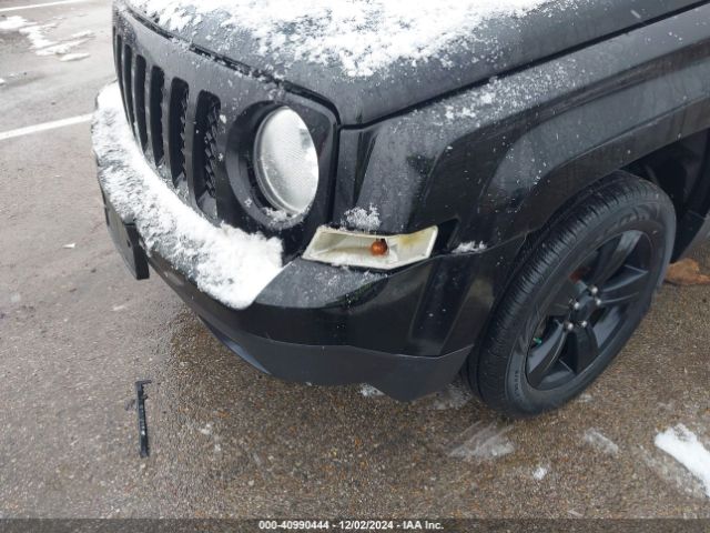 1C4NJPBA1FD326148 Jeep Patriot Altitude Edition