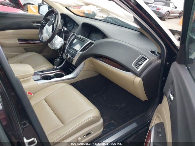 19UUB1F3XHA008200 Acura TLX