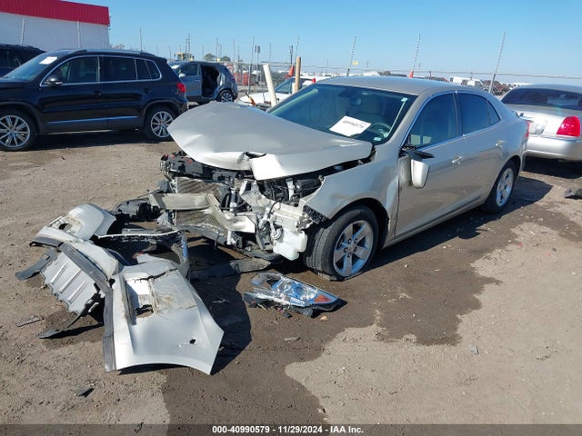 Chevrolet MALIBU 1LT 2015 1G11C5SL5FF116258 Image 2