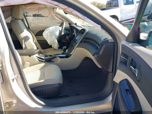 Chevrolet MALIBU 1LT 2015 1G11C5SL5FF116258 Image 5