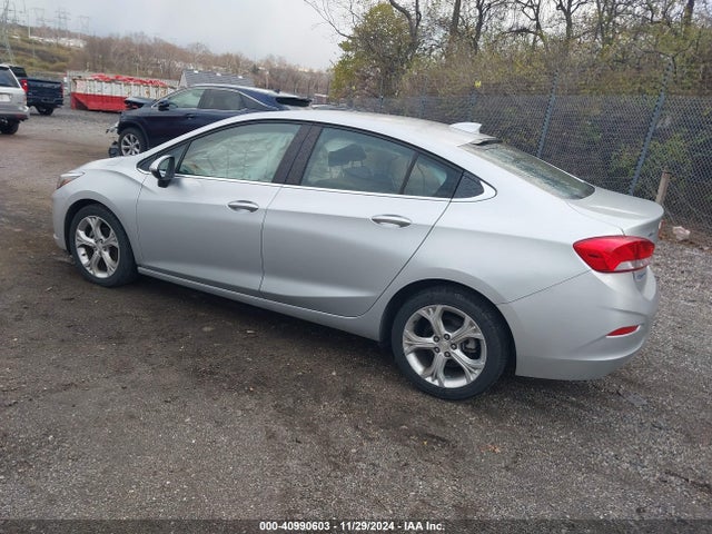 1G1BF5SM9K7101433 Chevrolet Cruze Premier