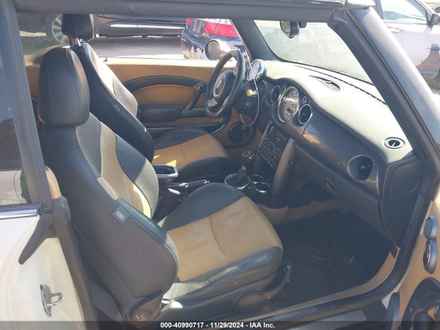 2006 MINI COOPER S WMWRH335X6TK58328 Photo 4