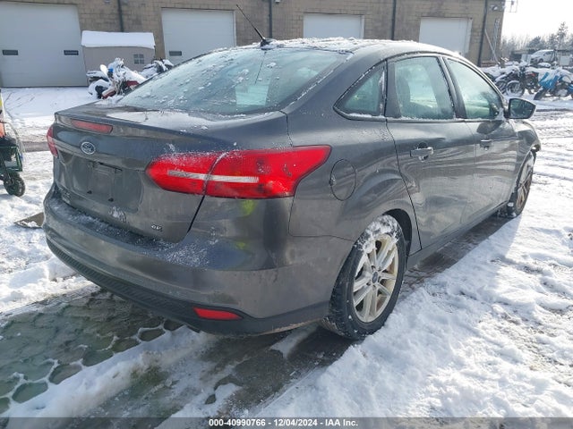 Ford FOCUS SE 2016 1FADP3F24GL223762 Image 4