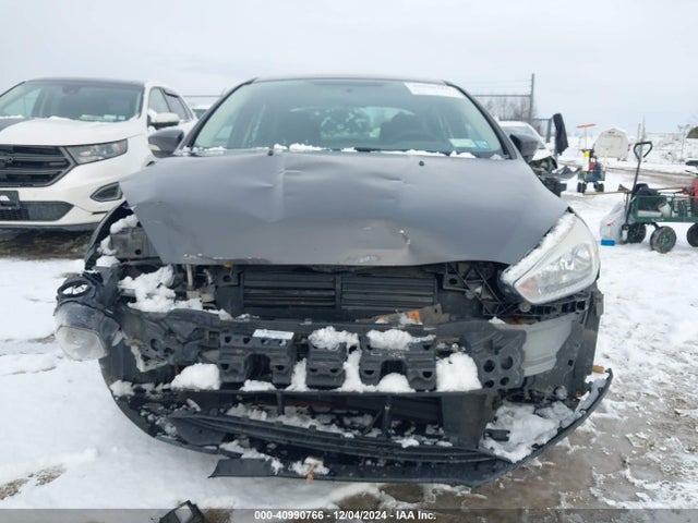 Ford FOCUS SE 2016 1FADP3F24GL223762 Image 6
