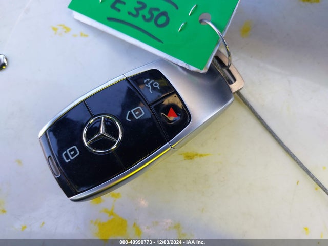 WDDZF4KB0KA533304 Mercedes-Benz E 300 4matic