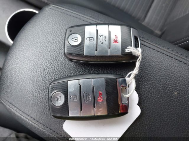 KNAFZ6A3XF5330457 KIA Forte Koup Sx