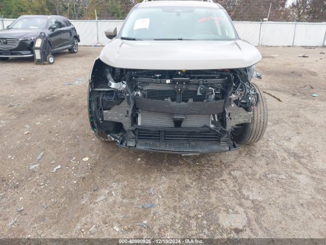5N1DR3DJ8RC243929 Nissan Pathfinder Platinum 4wd