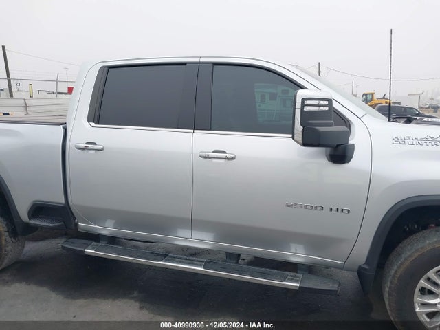 Chevrolet l5p 2023 1GC4YVEY0PF115078 Image 13