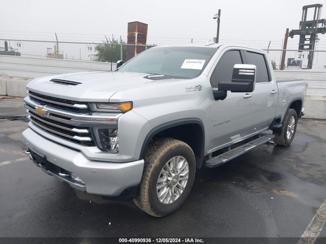 Chevrolet l5p 2023 1GC4YVEY0PF115078 Image 2