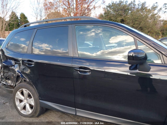 Subaru Forester 2.5i Premium 2016 JF2SJADC9GH516452 Image 13