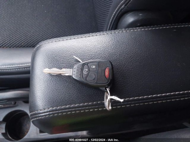 1C4NJCEB6ED531458 Jeep Compass Latitude