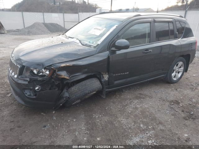 1C4NJCEB6ED531458 Jeep Compass Latitude