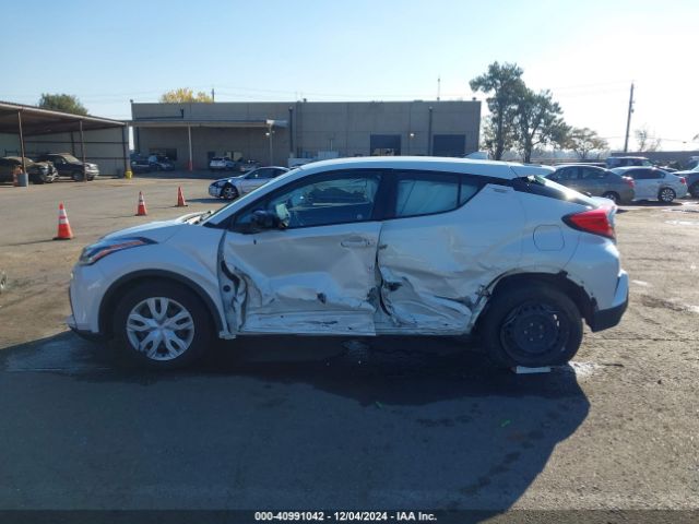 NMTKHMBXXMR133501 Toyota C-HR LE