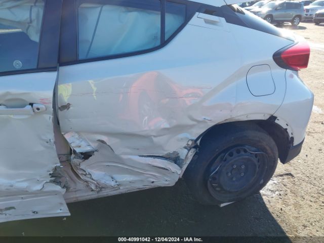 NMTKHMBXXMR133501 Toyota C-HR LE