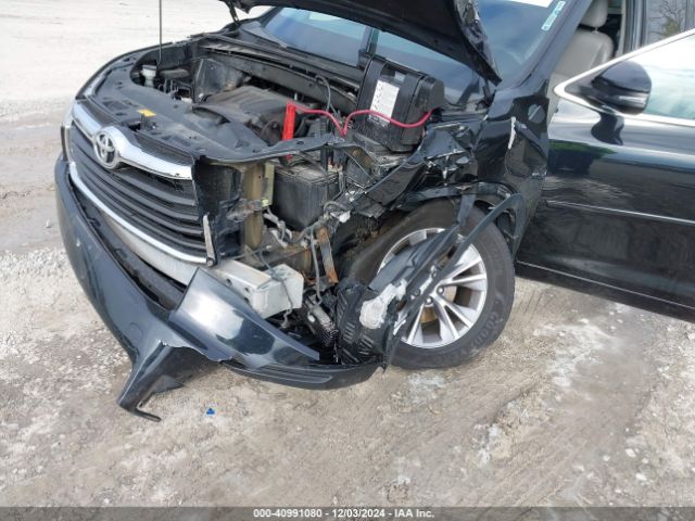5TDJKRFH2ES021629 Toyota Highlander Xle V6