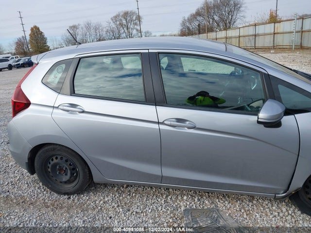 Honda FIT LX 2019 3HGGK5H47KM714450 Image 13