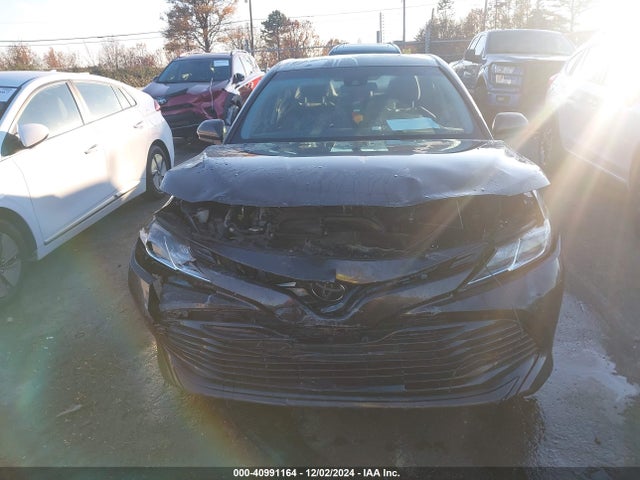 4T1B11HK2JU648513 Toyota CAMRY LE