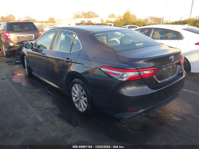 4T1B11HK2JU648513 Toyota CAMRY LE