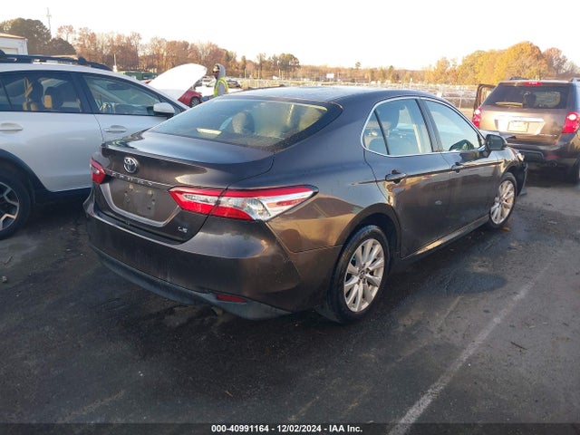 4T1B11HK2JU648513 Toyota CAMRY LE