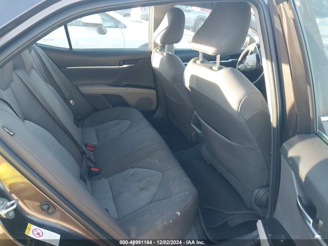 4T1B11HK2JU648513 Toyota CAMRY LE